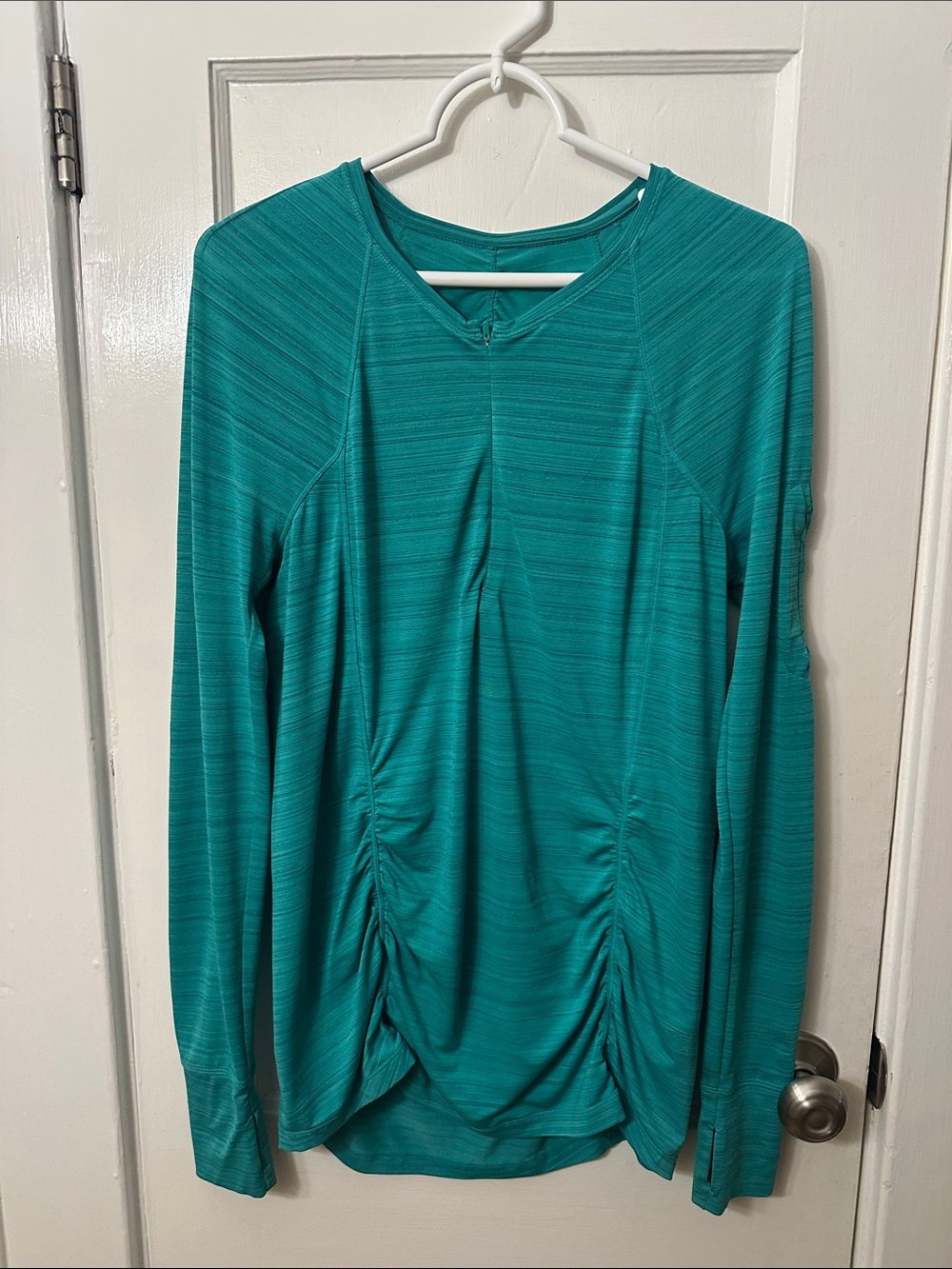 Athleta Women's Teal Long-Sleeve Shirred Rash Guard / UPF Shirt Size Medium